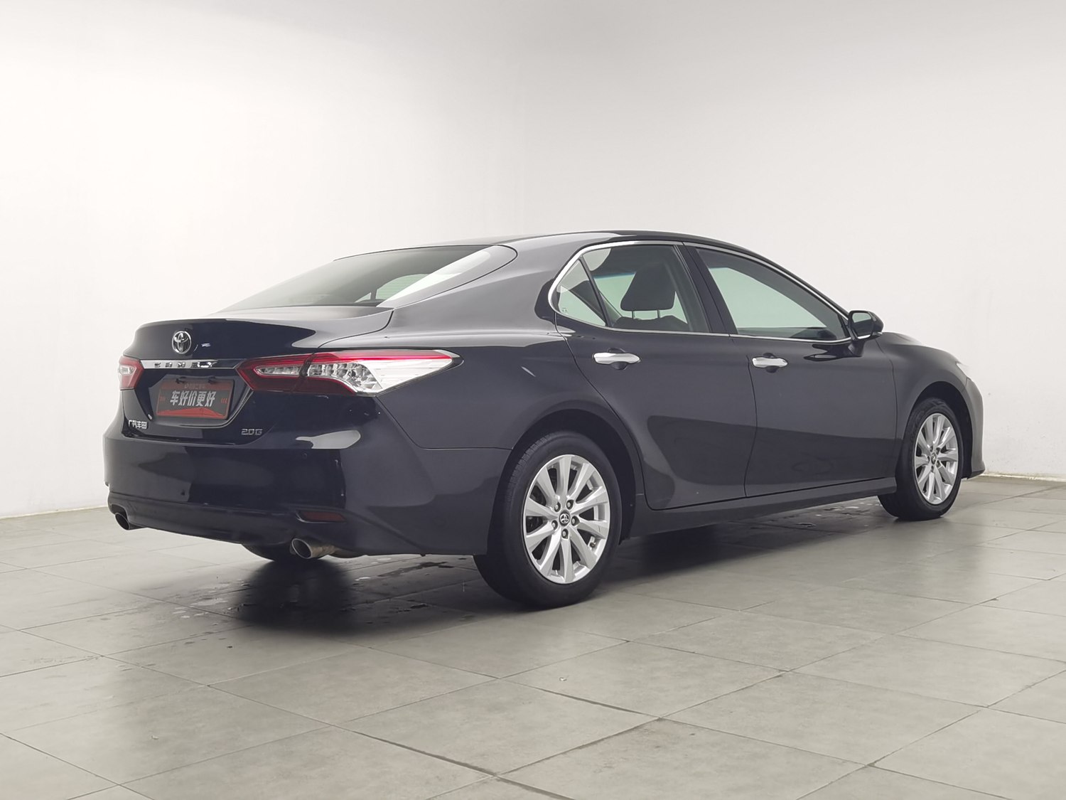 Used Toyota Camry 2019 2.0 AT