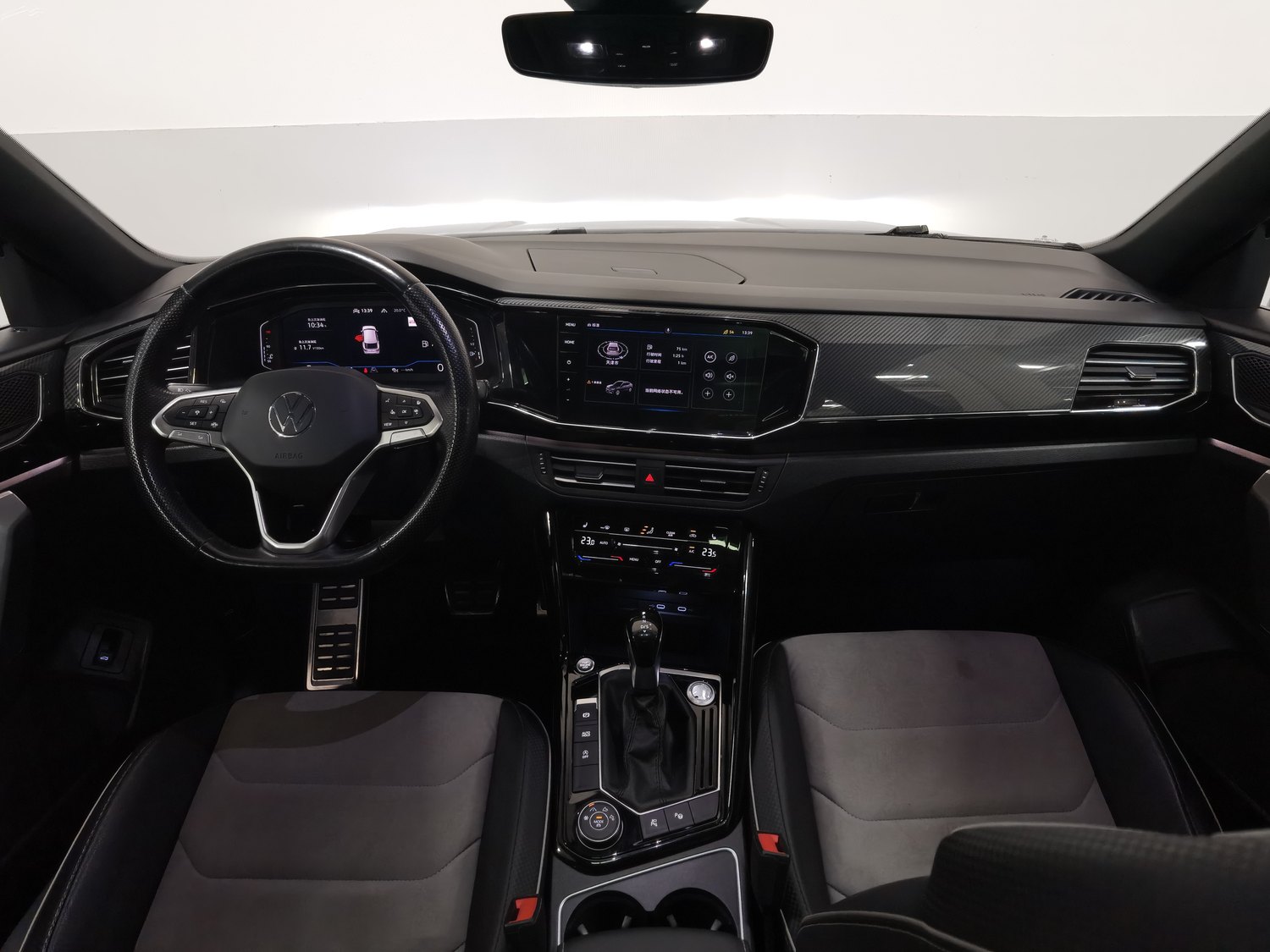 Used Volkswagen Tayron X 2020 2.0 AT
