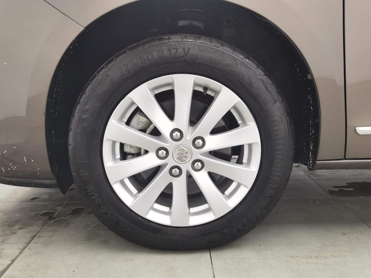 Used Buick GL8 2017 2.5 AT