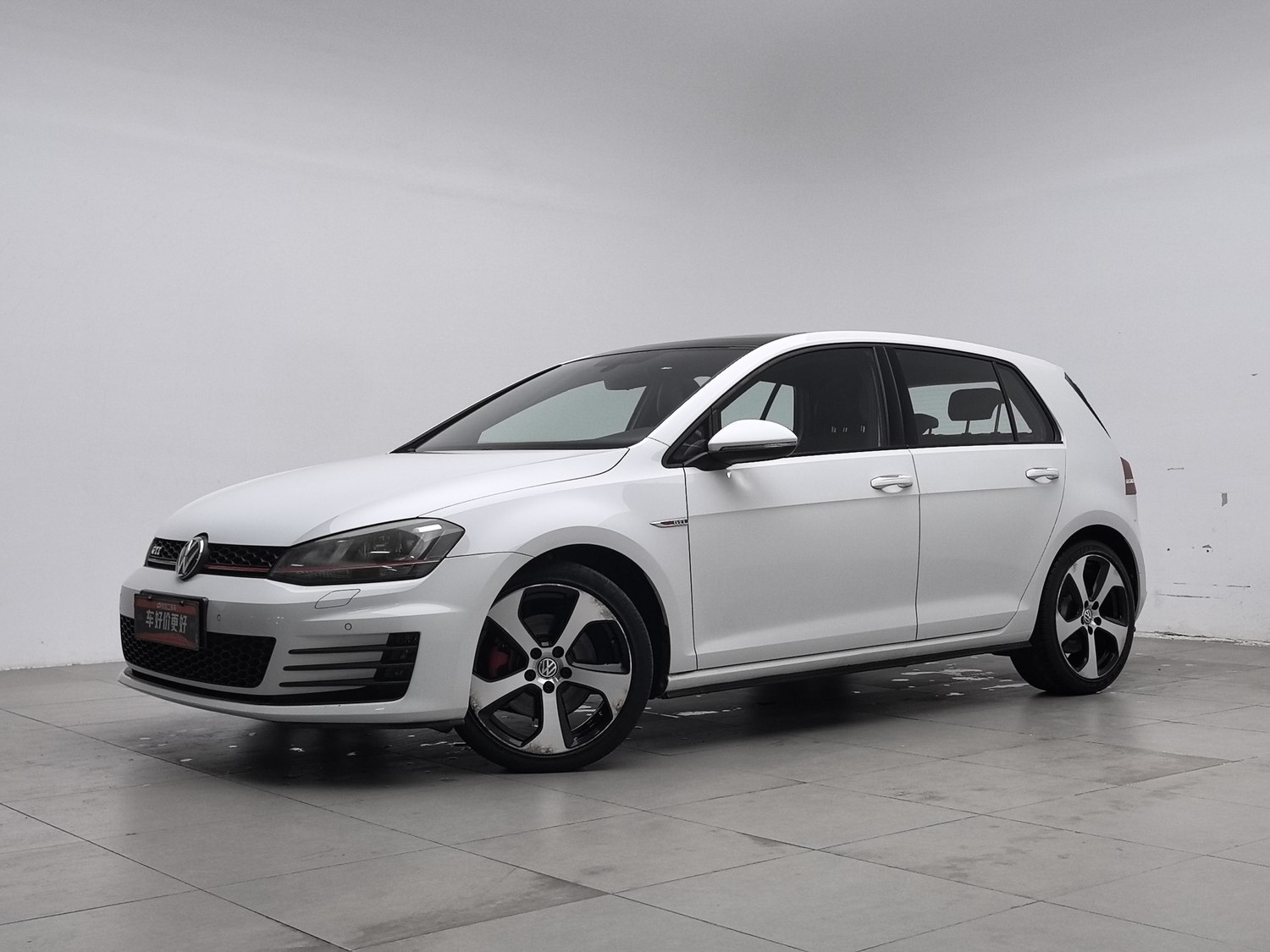 Used Volkswagen Golf GTI 2016 2.0 AT