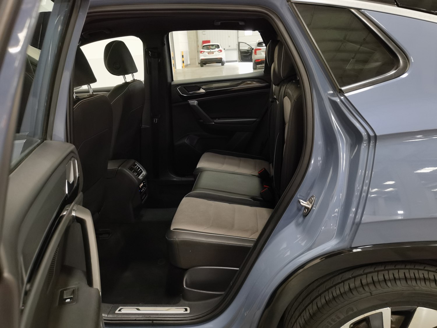 Used Volkswagen Tayron X 2020 2.0 AT