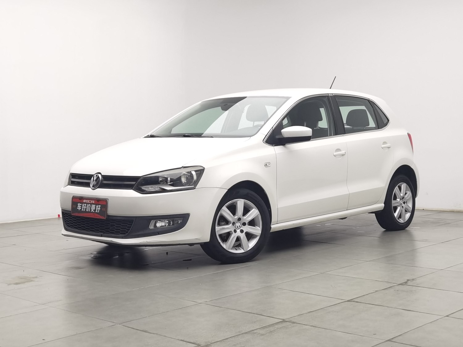 Used Volkswagen Polo 2013 1.4 AT