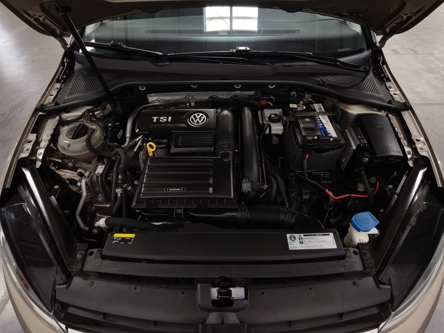 Used Volkswagen Golf 2018 1.4 AT