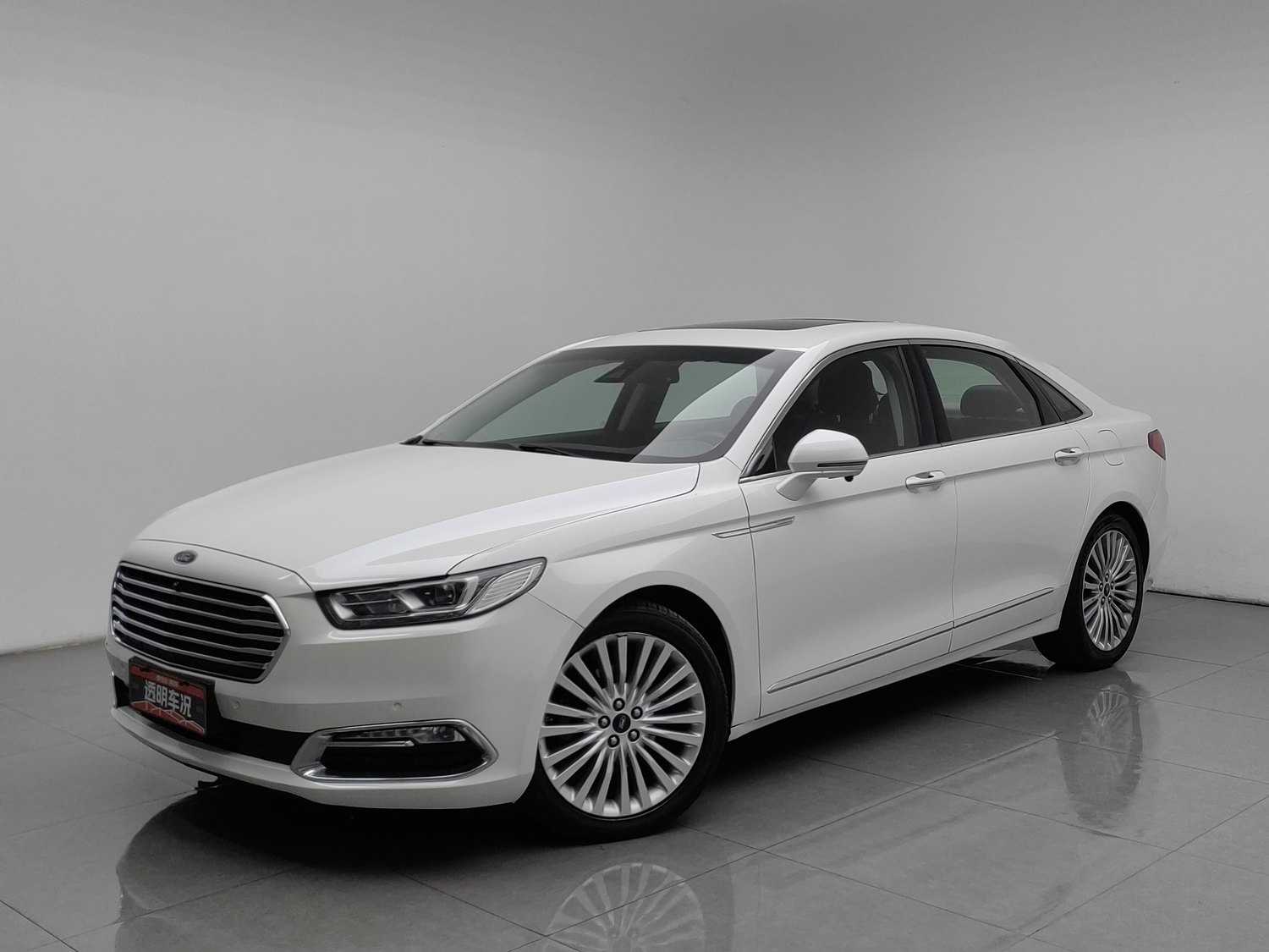 Used Ford Taurus 2018 2.0 AT
