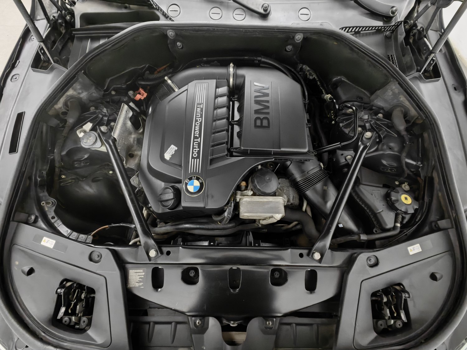 Used BMW 5 Series GT (Imported) 2013 3.0 AT