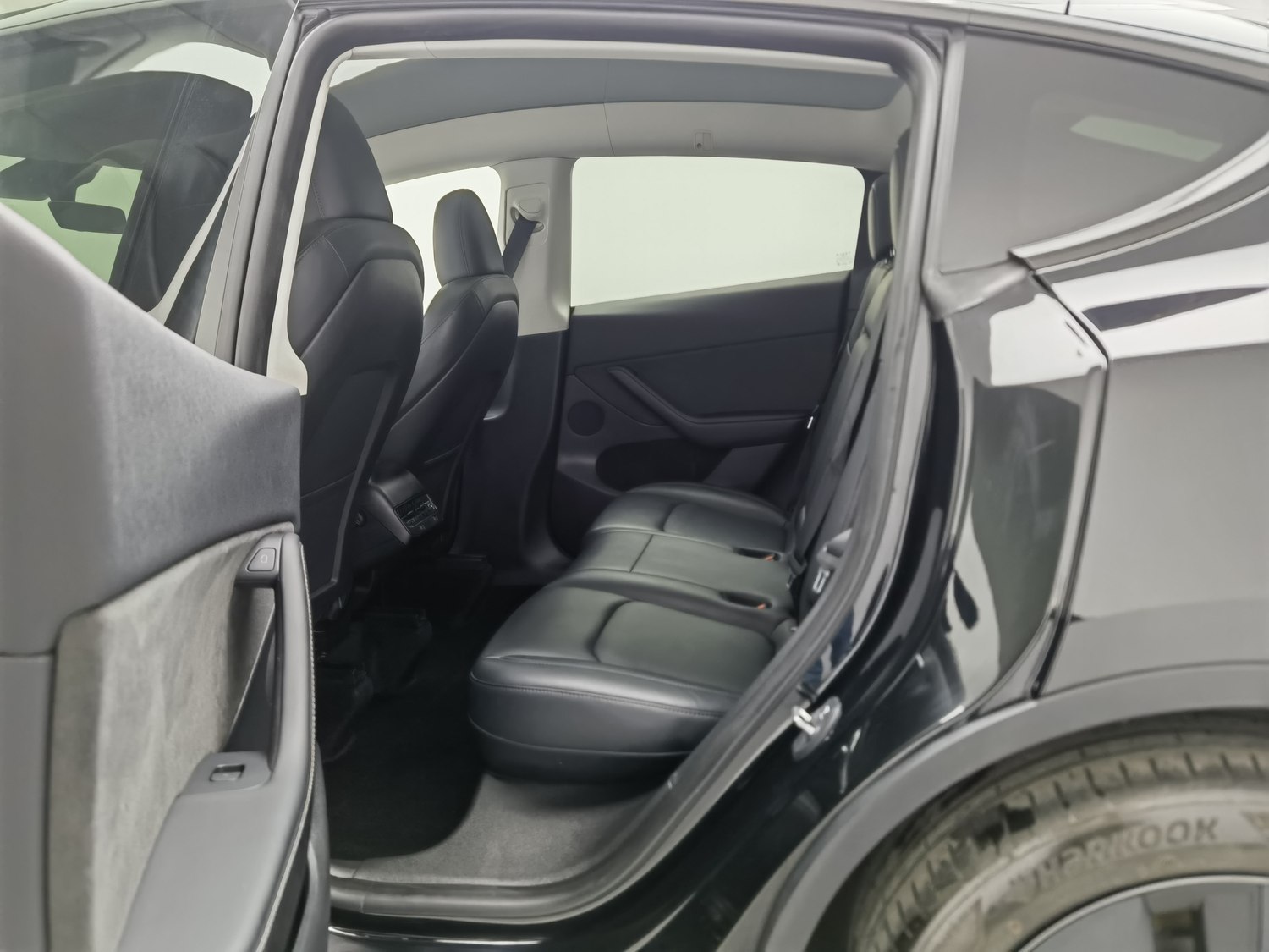 Used Tesla Model Y 2023