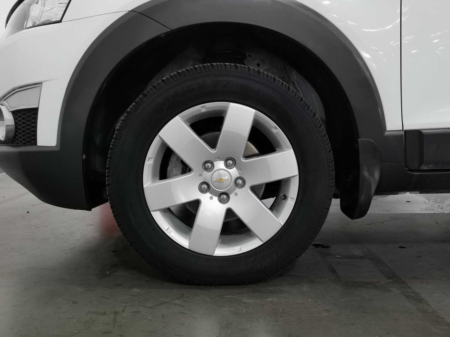 Used Chevrolet Captiva 2014 2.4 AT