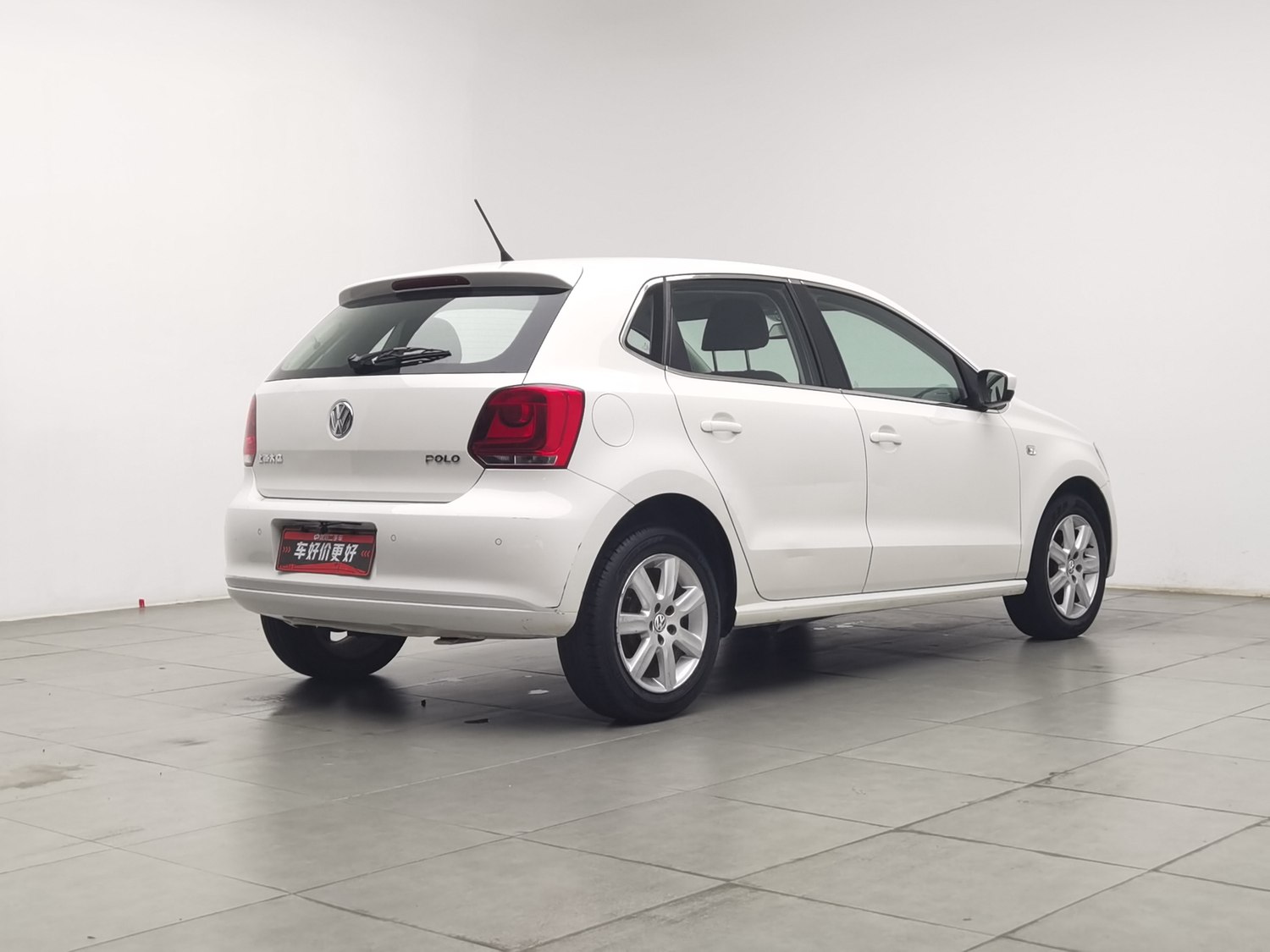 Used Volkswagen Polo 2013 1.4 AT
