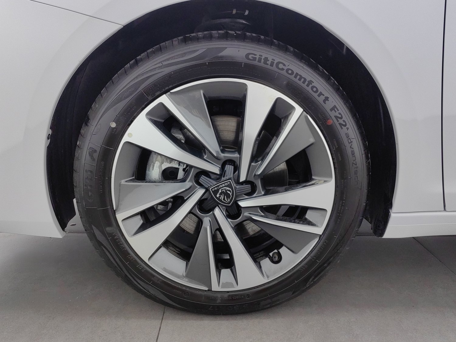 Used Peugeot 408 2024 1.5 AT