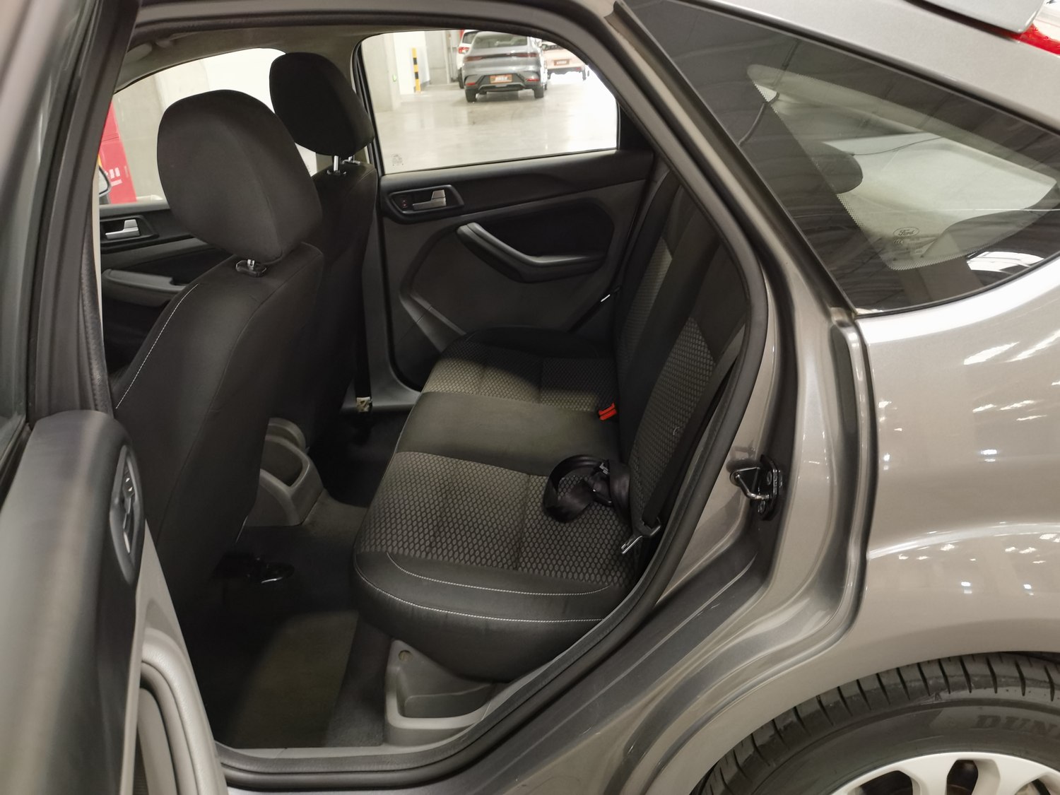 Used Ford Focus 2013 1.8 MT