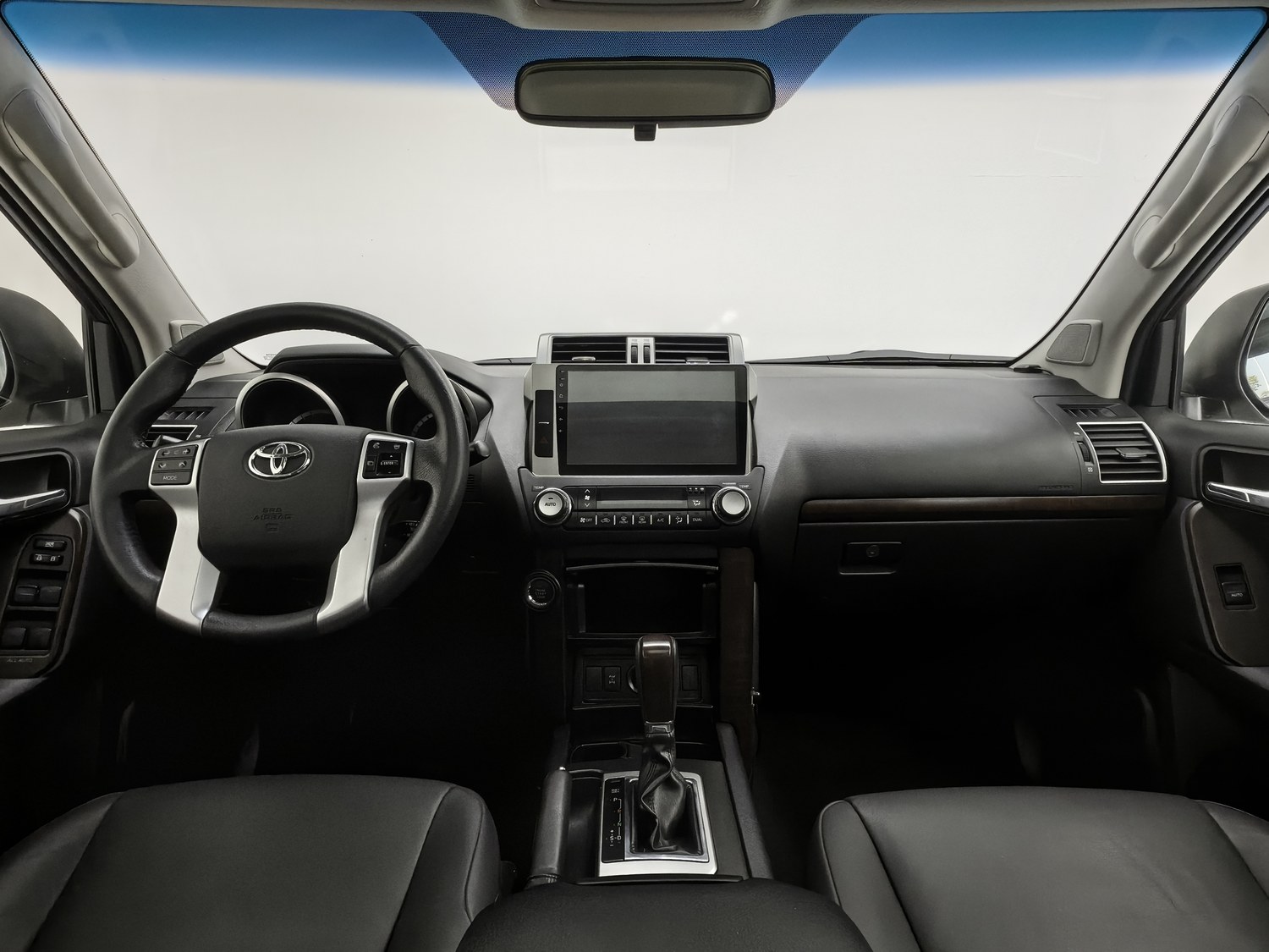 Used Toyota Prado 2016 3.5 AT
