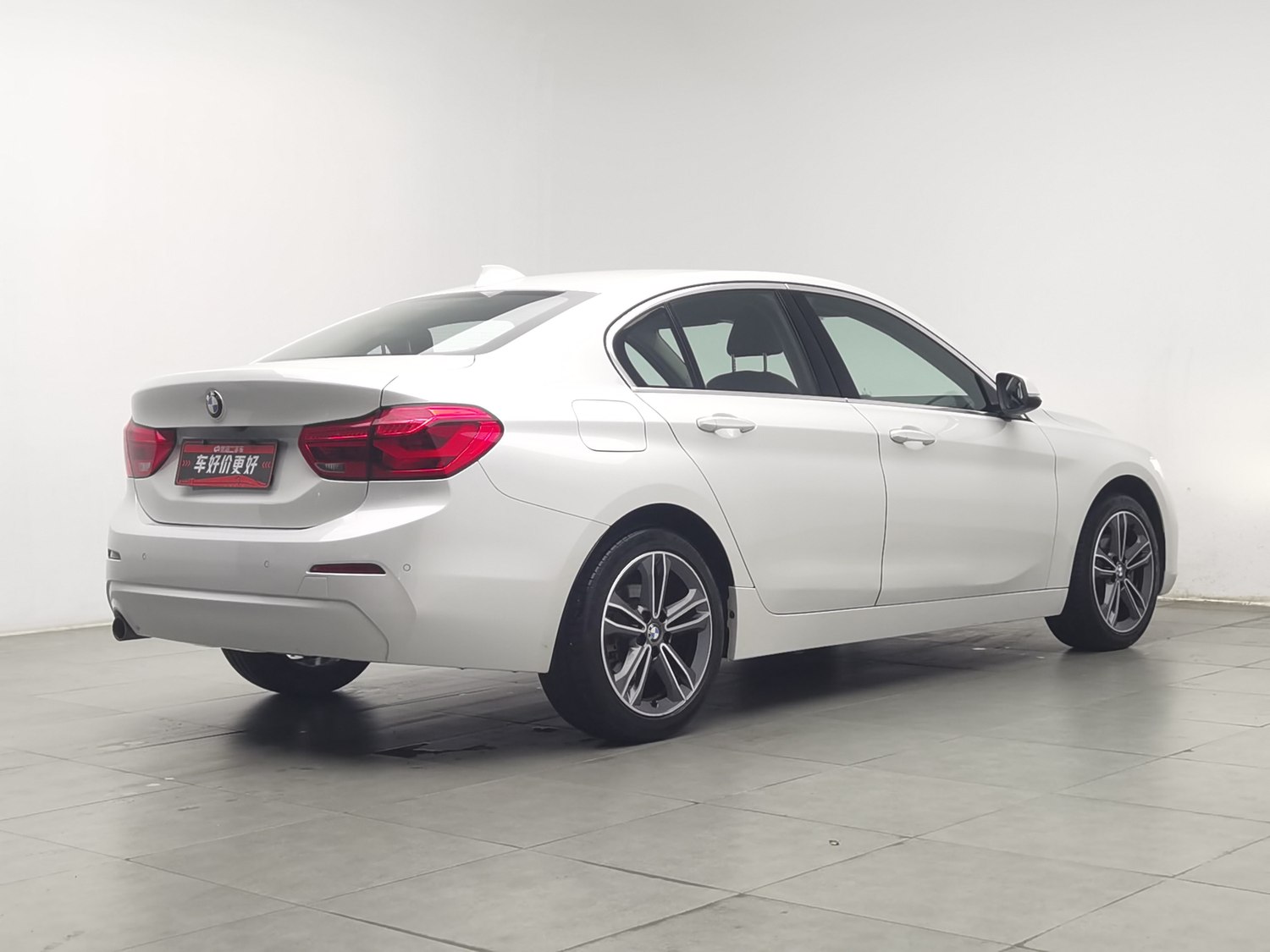 Used BMW 1 Series 2019 1.5 AT
