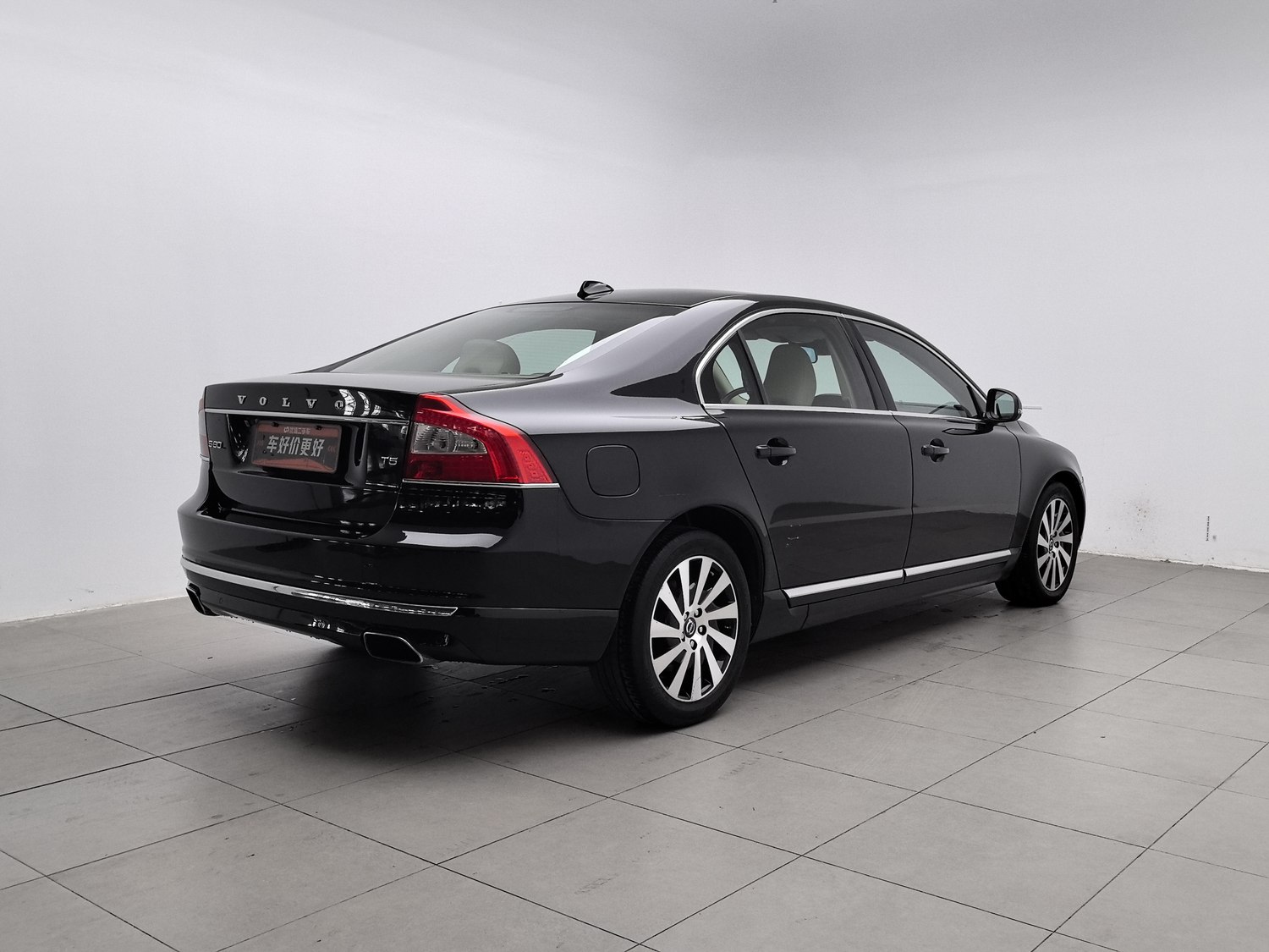 Used Volvo S80L 2014 2.0 AT