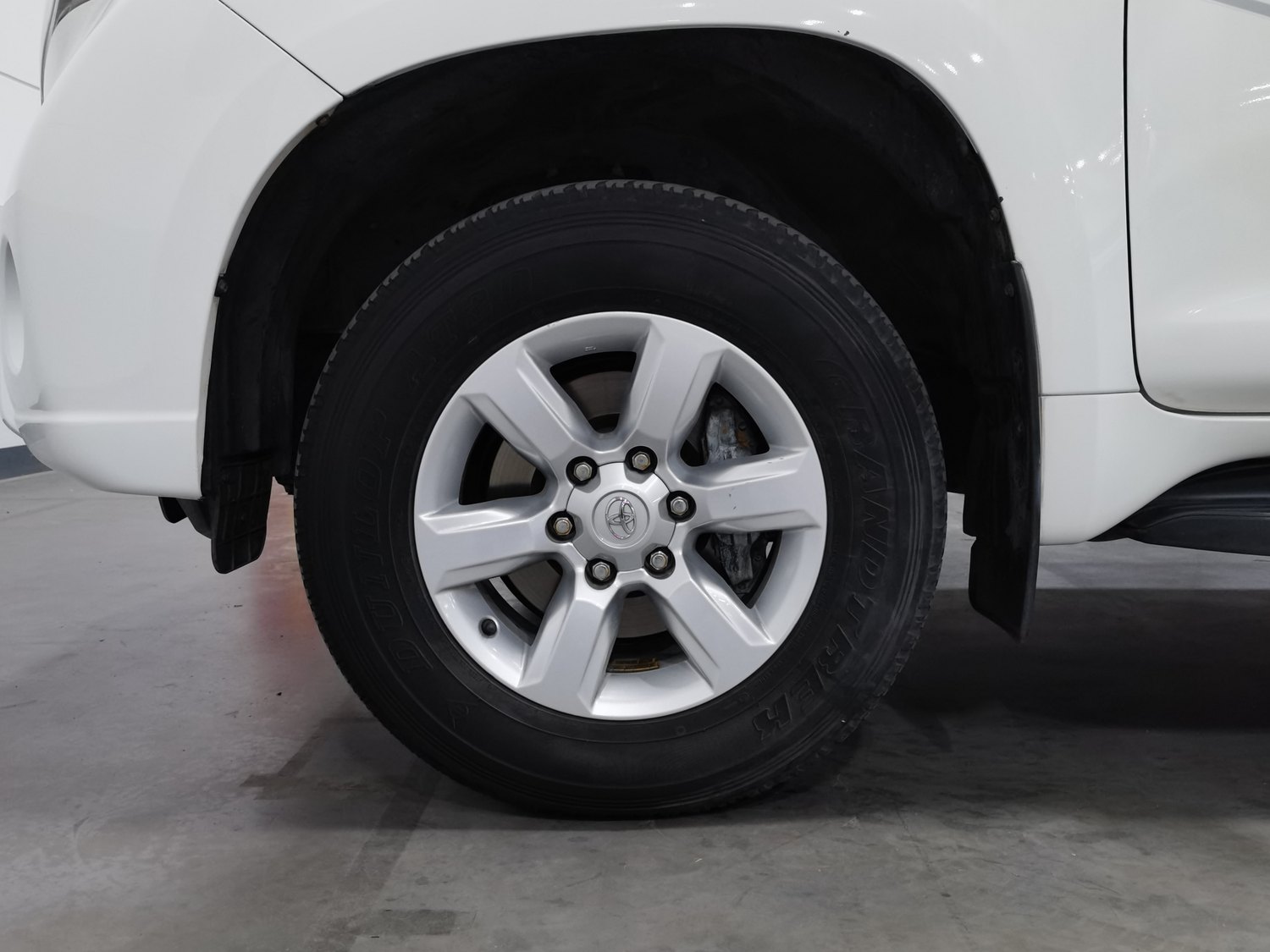 Used Toyota Prado 2016 2.7 AT