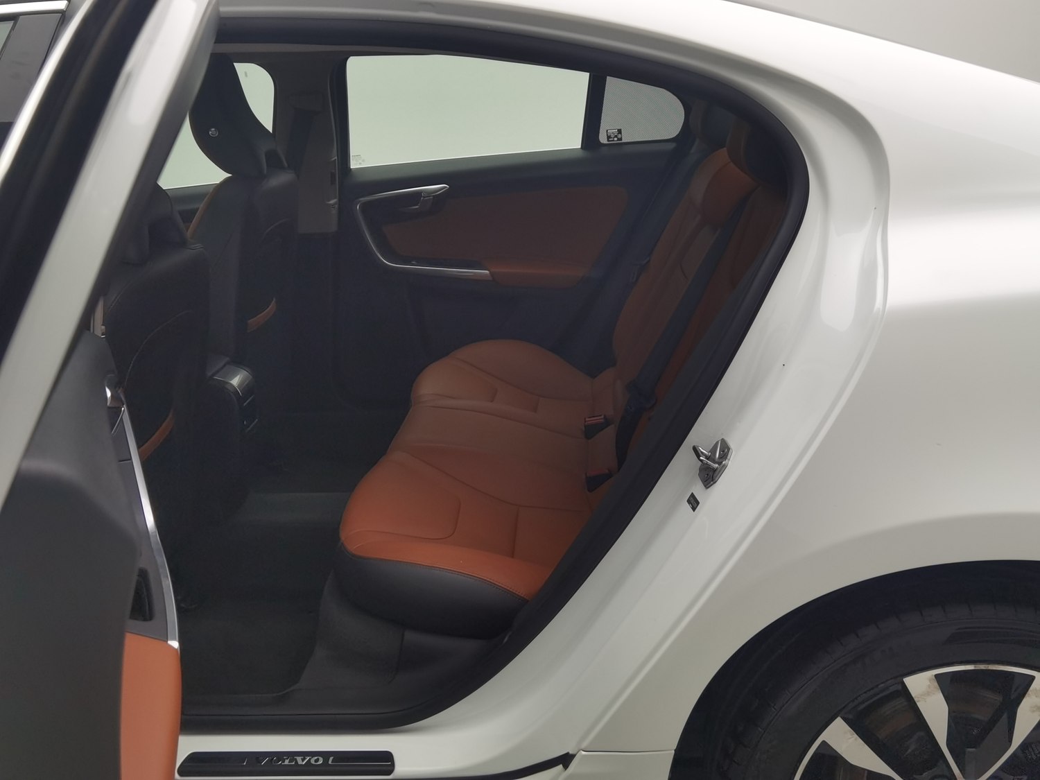 Used Volvo S60 2019 2.0 AT