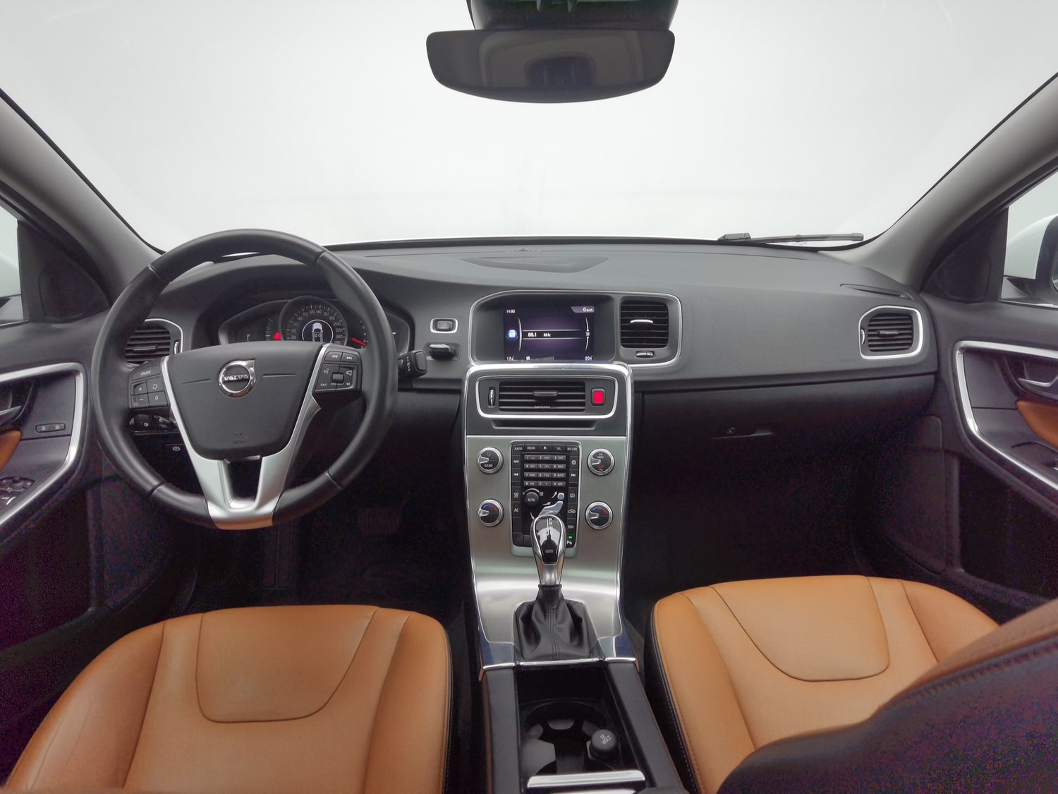Used Volvo S60 2019 2.0 AT