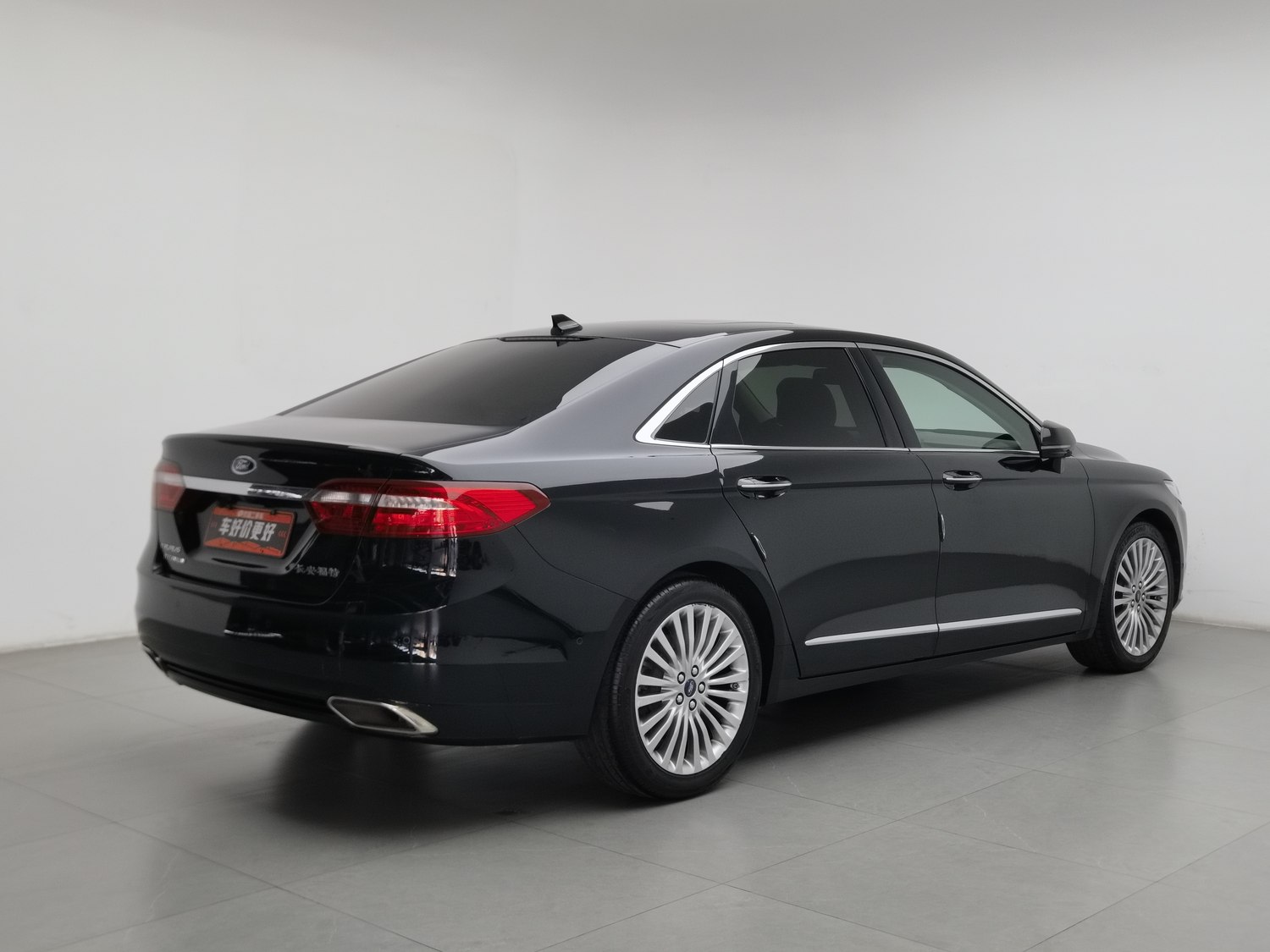 Used Ford Taurus 2017 2.0 AT
