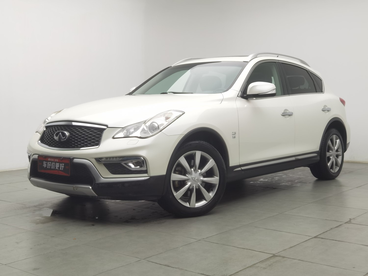 Used Infiniti QX50 2015 2.5 AT