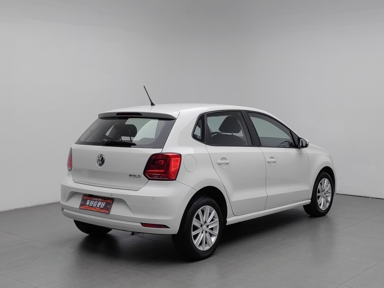 Used Volkswagen Polo 2014 1.4 AT