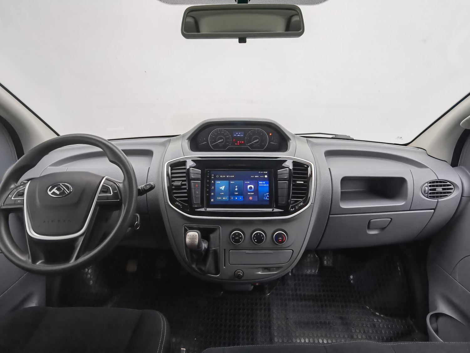 Used SAIC MAXUS V80 2019 2.5 MT