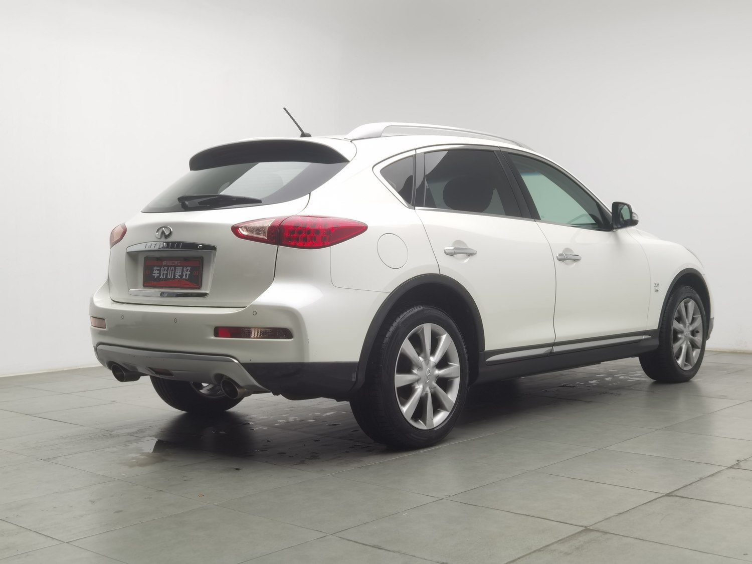 Used Infiniti QX50 2015 2.5 AT
