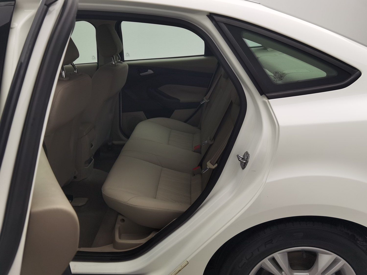 Used Ford Focus 2015 1.6 MT