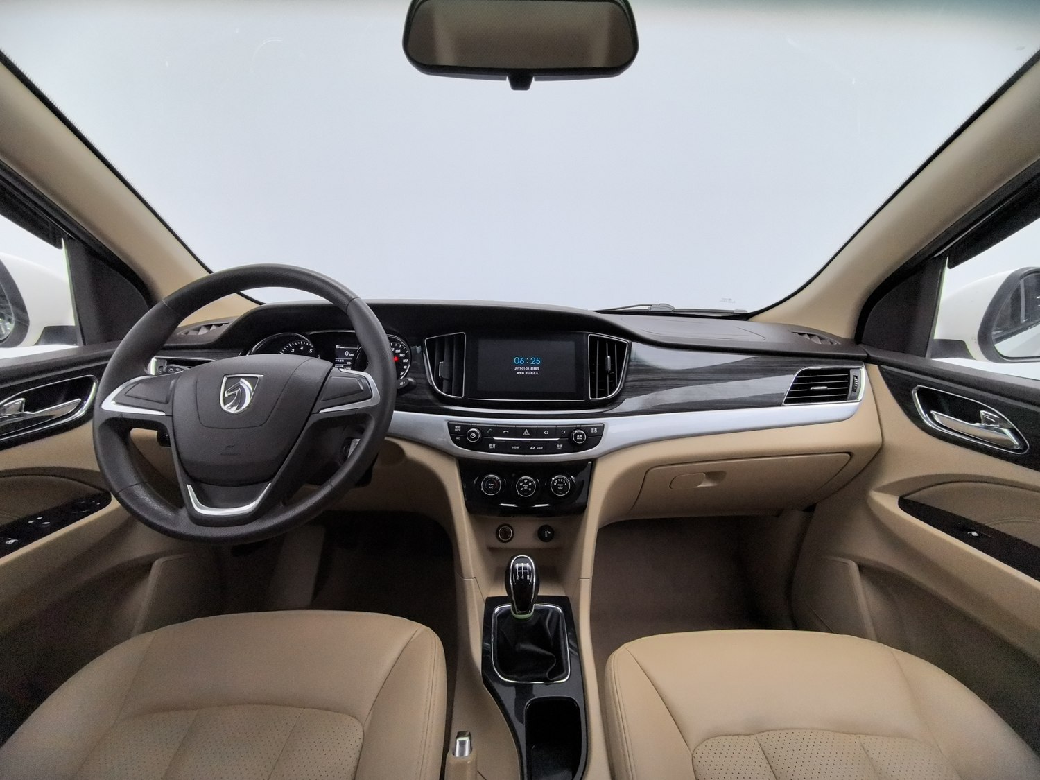 Used Baojun 730 2016 1.5 MT