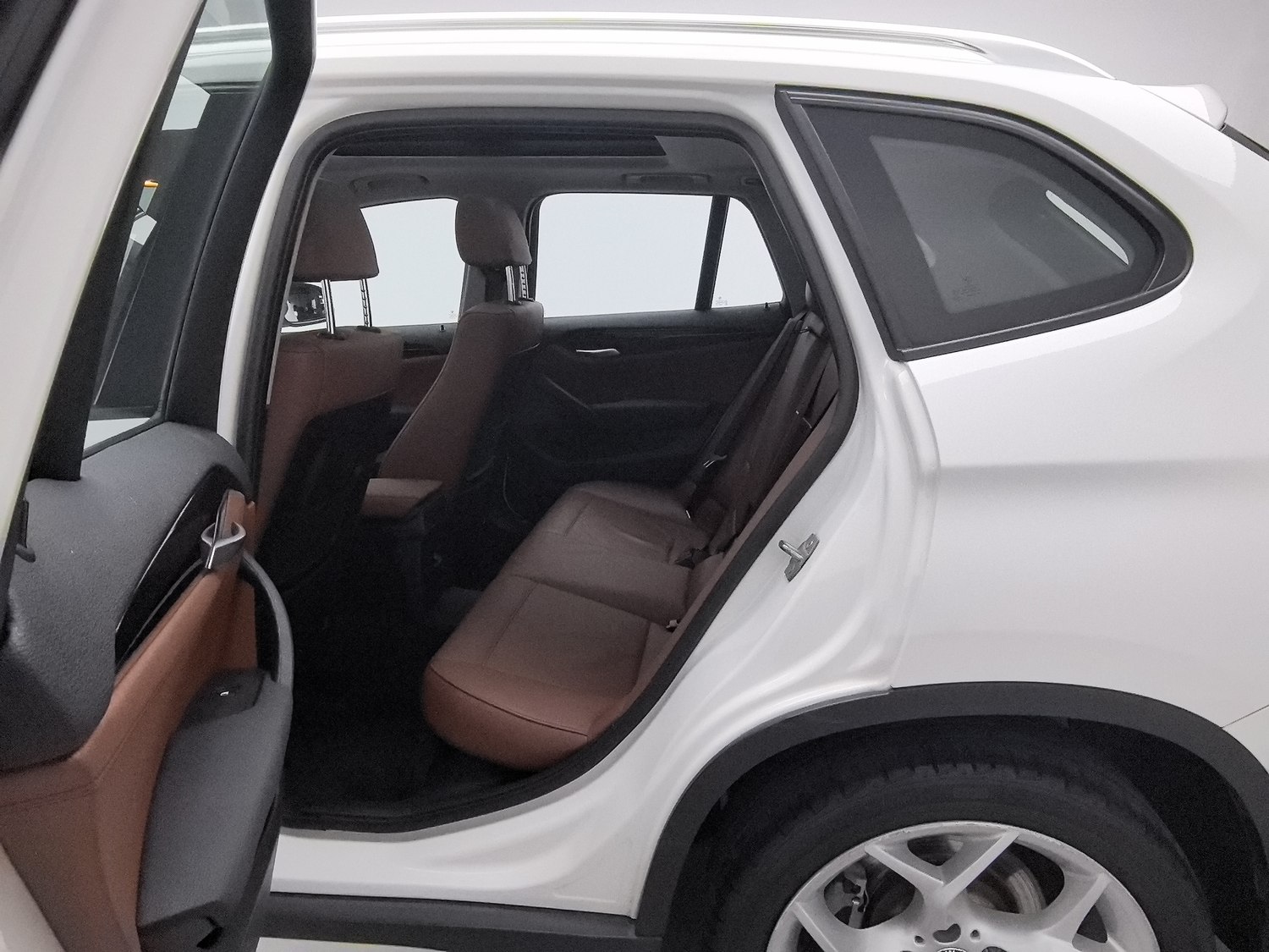 Used BMW X1 2014 2.0 AT