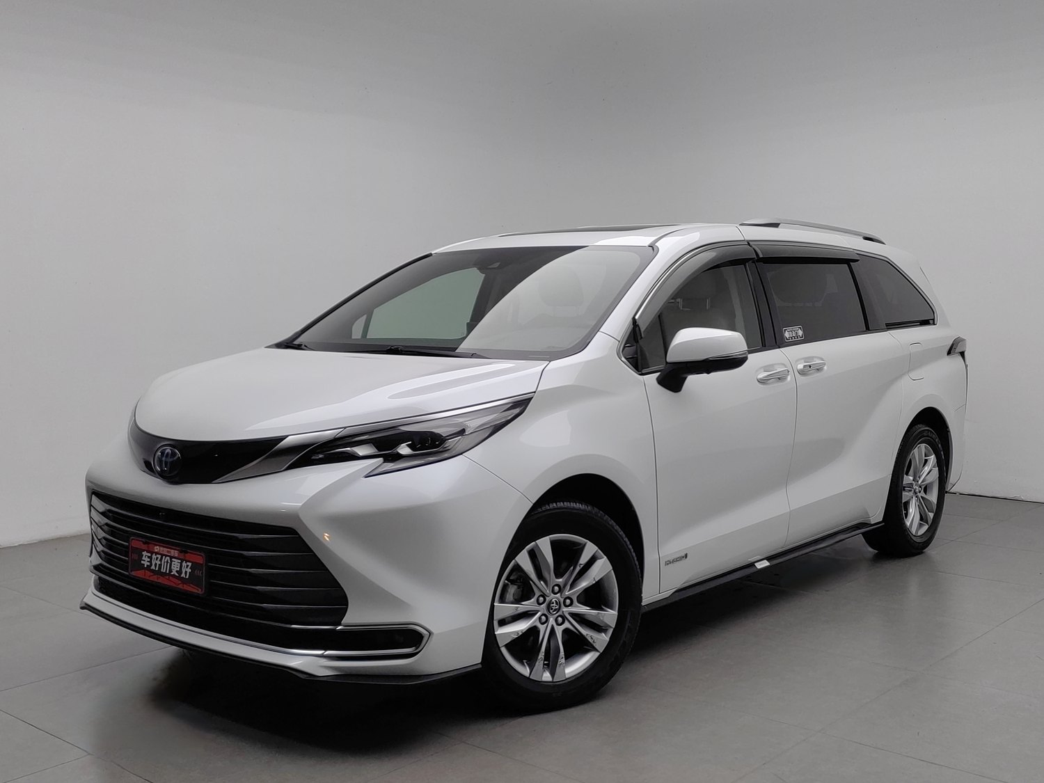 Used Toyota Sienna 2021 2.5 AT