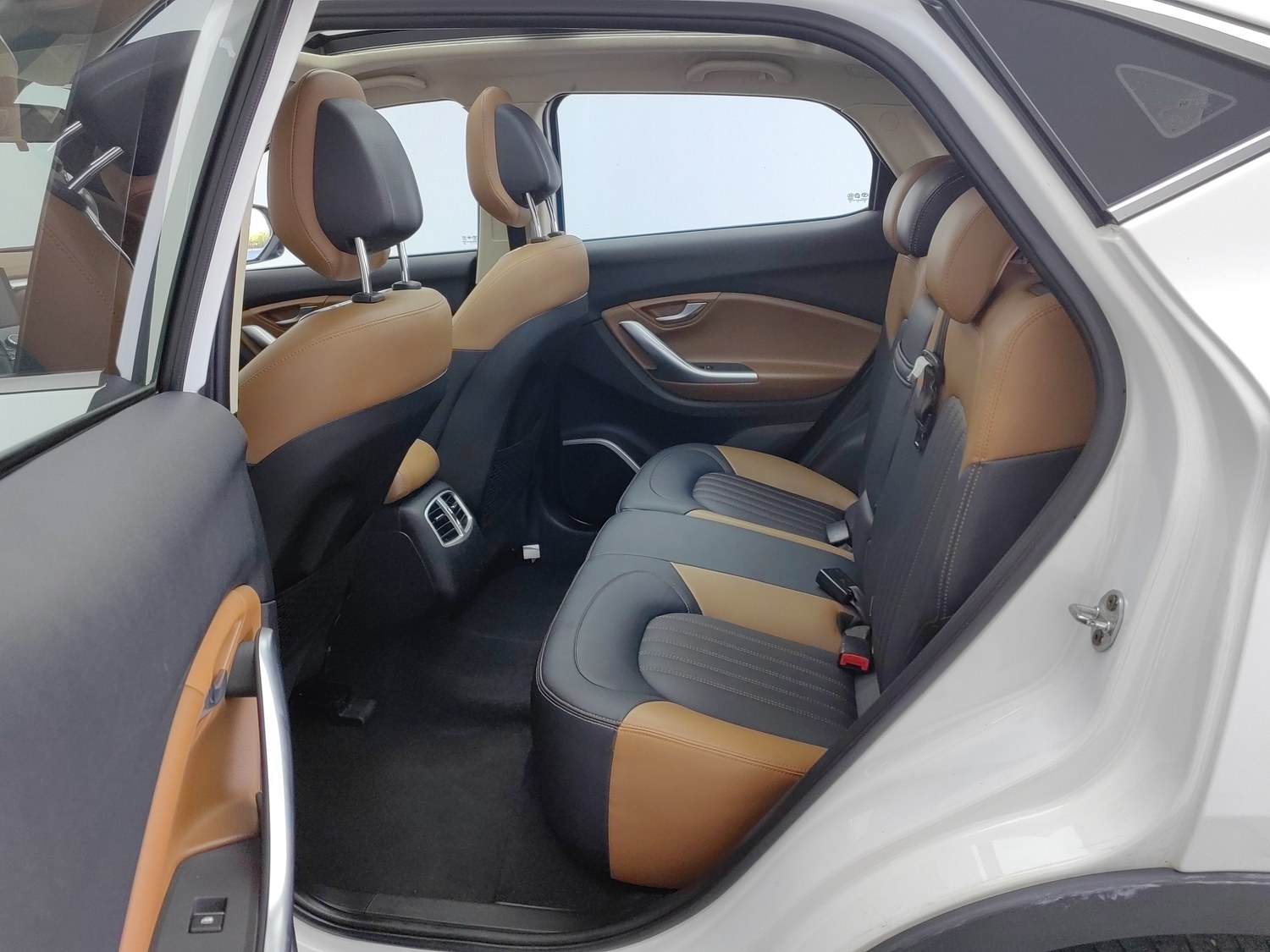 Used Soueast DX7 2015 1.5 AT