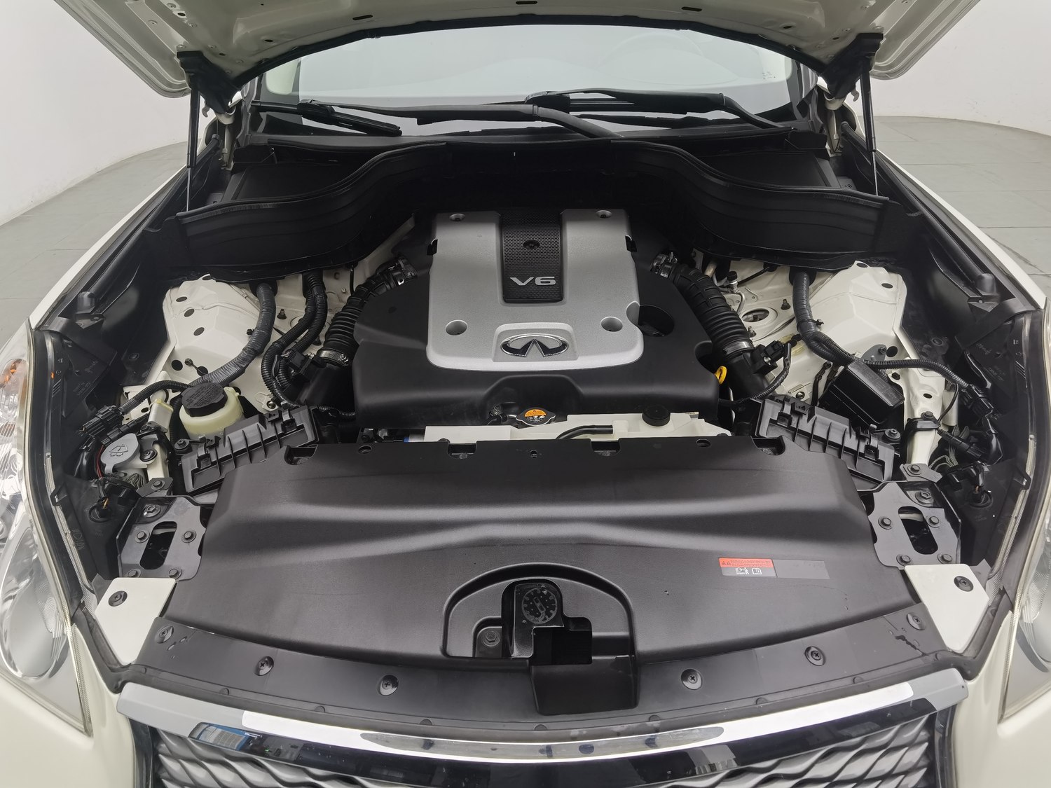 Used Infiniti QX50 2015 2.5 AT