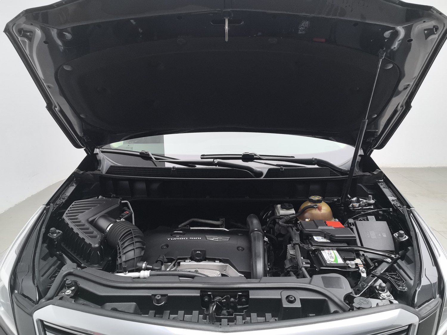 Used Cadillac XT5 2016 2.0 AT