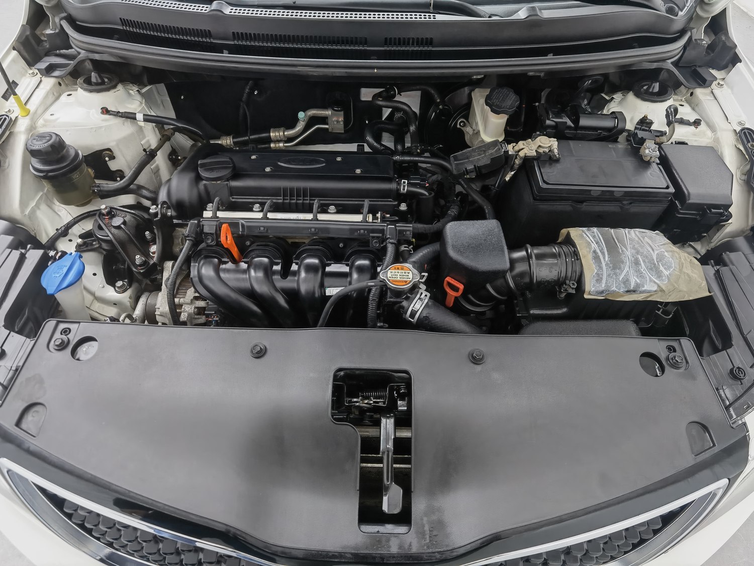 Used Kia K2 2015 1.4 AT