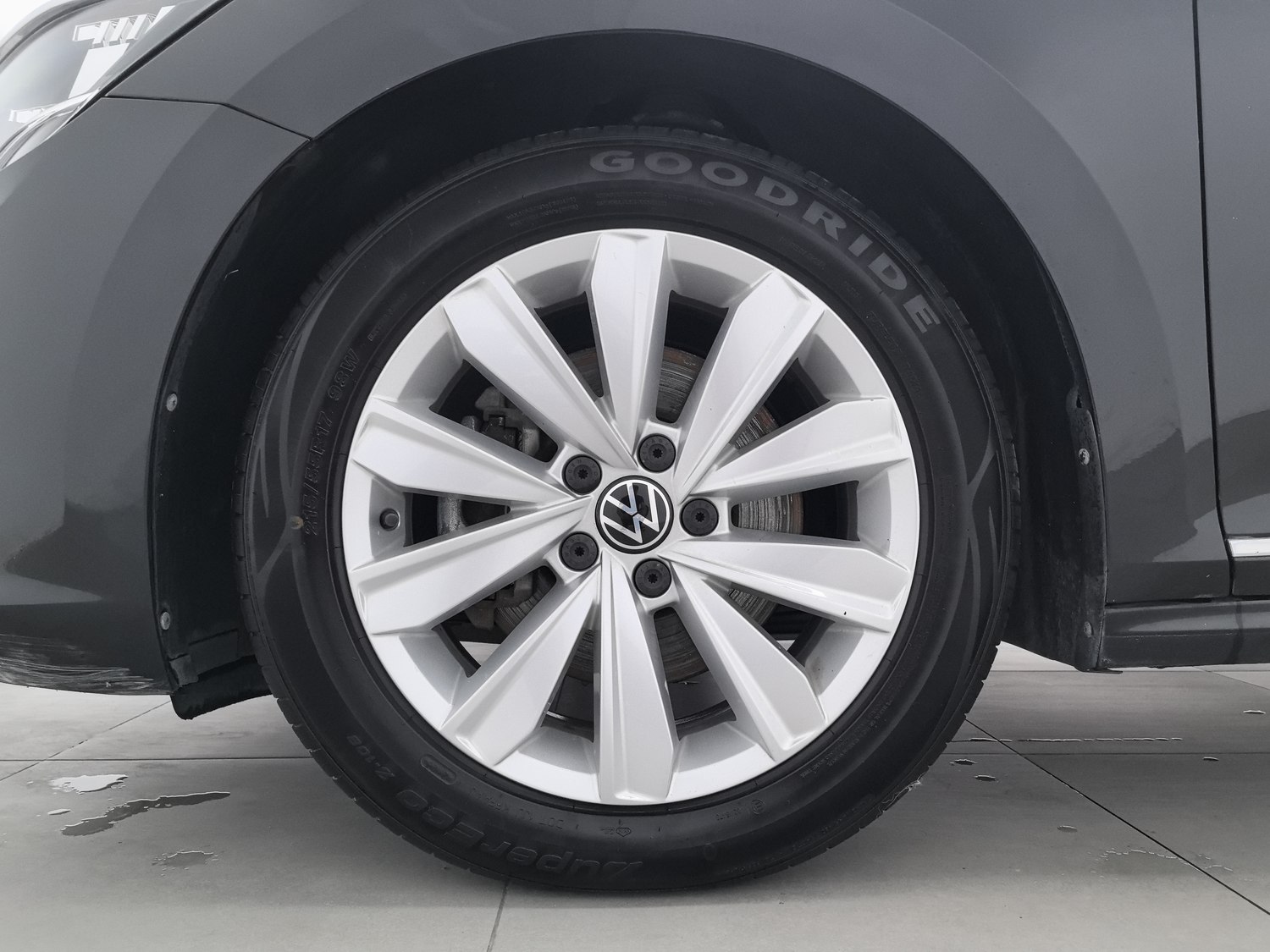 Used Volkswagen Passat 2021 2.0 AT