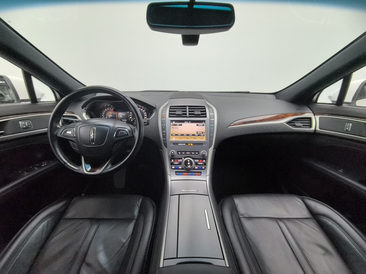Used Lincoln MKZ 2019 2.0 AT