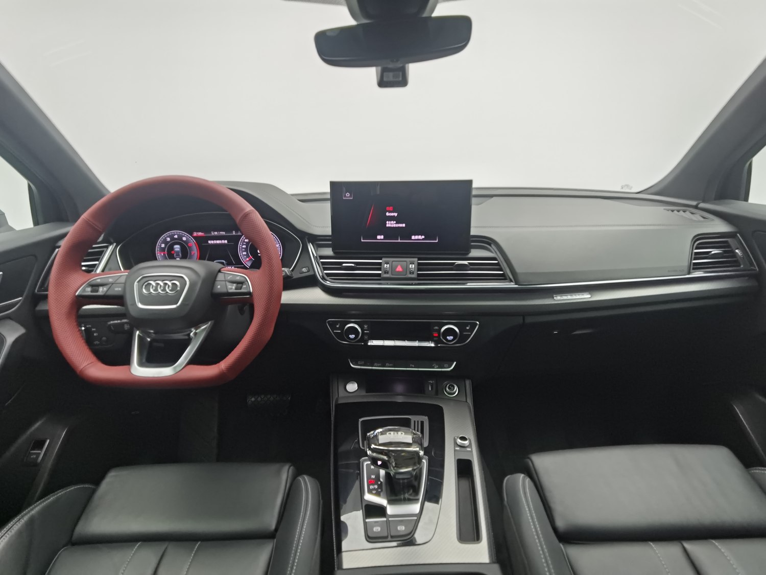 Used Audi Q5L 2023 2.0 AT