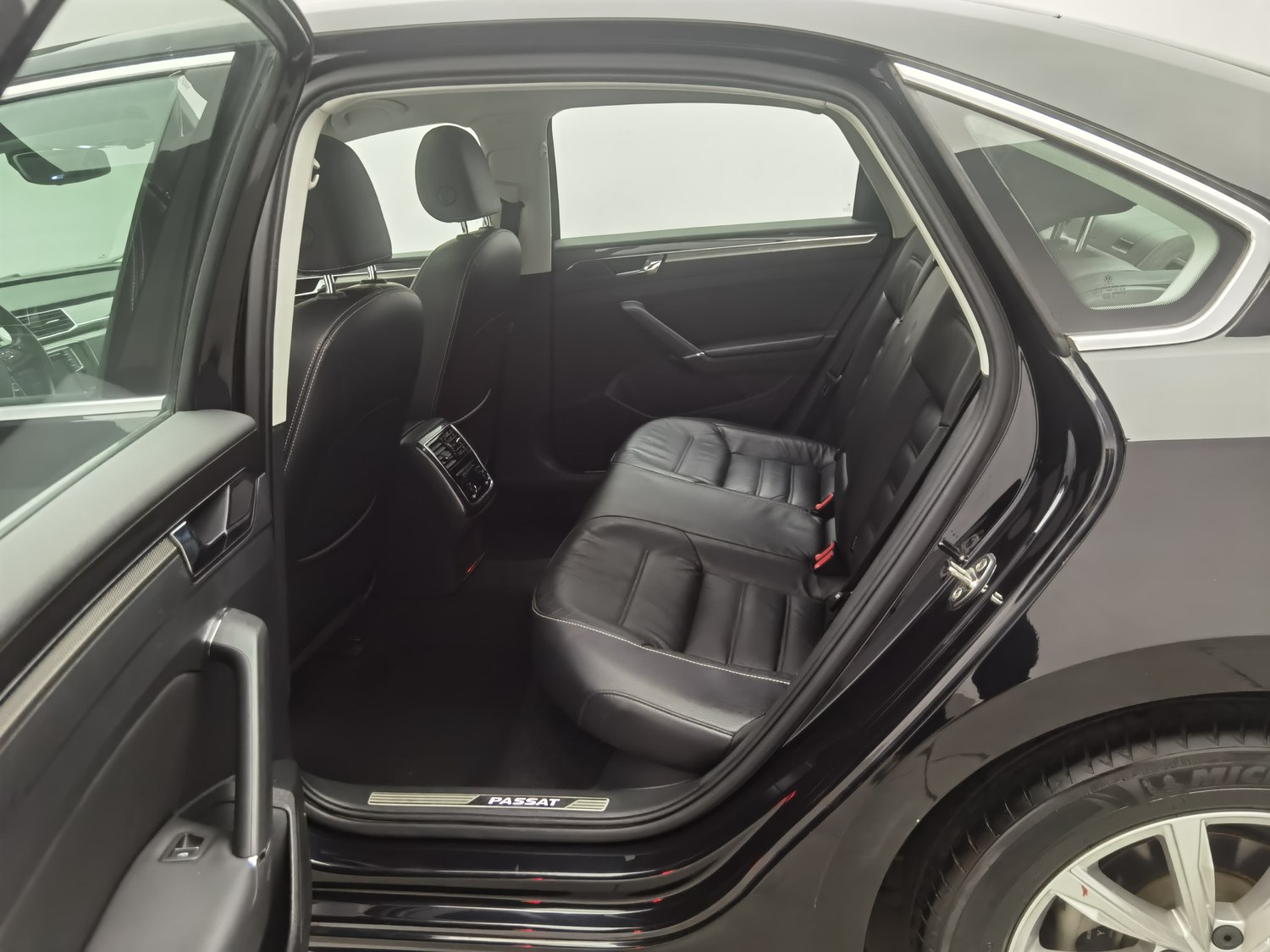 Used Volkswagen Passat 2016 1.8 AT