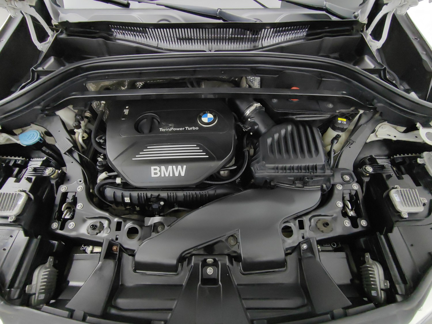 Used BMW X1 2016 2.0 AT