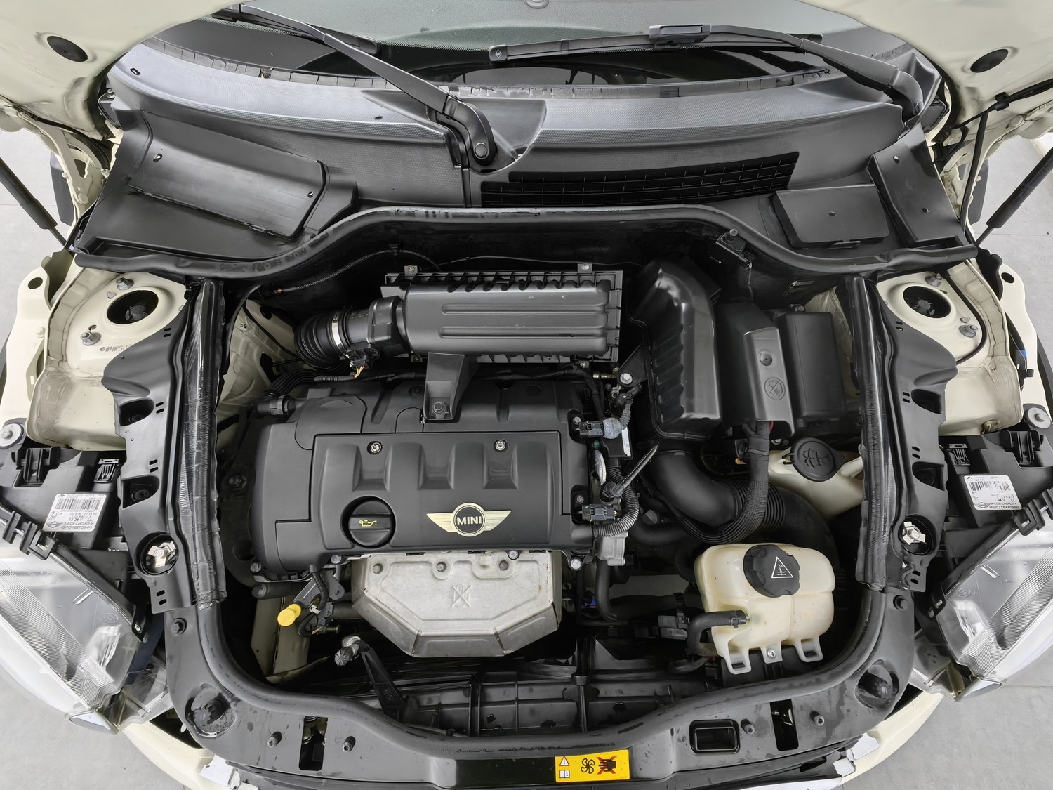 Used MINI MINI 2011 1.6 AT