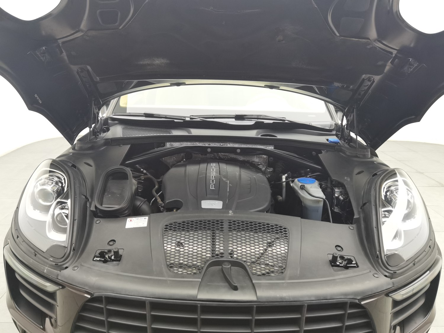 Used Porsche Macan 2016 2.0 AT