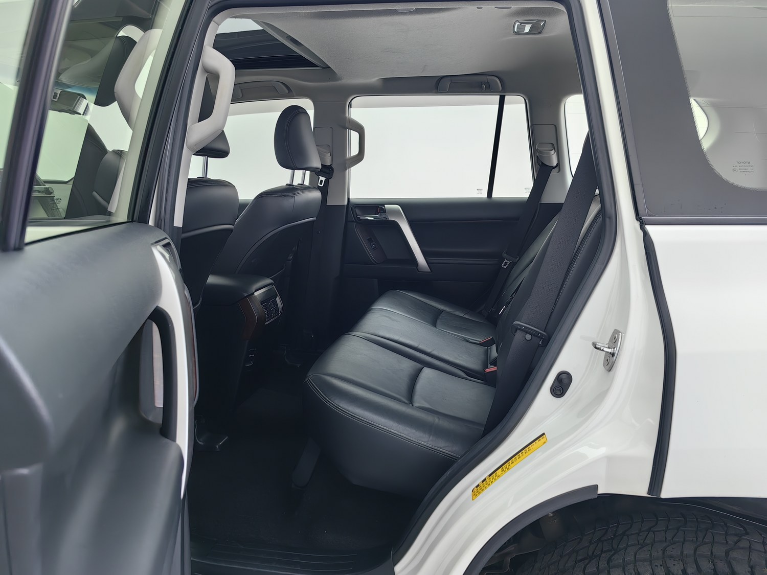 Used Toyota Prado 2016 3.5 AT