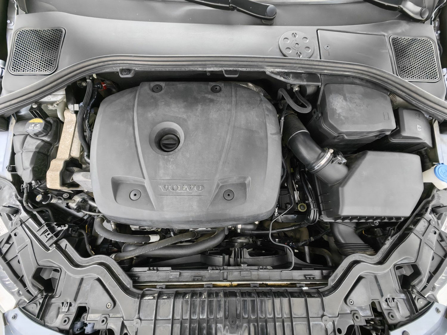 Used Volvo S60 2019 1.5 AT