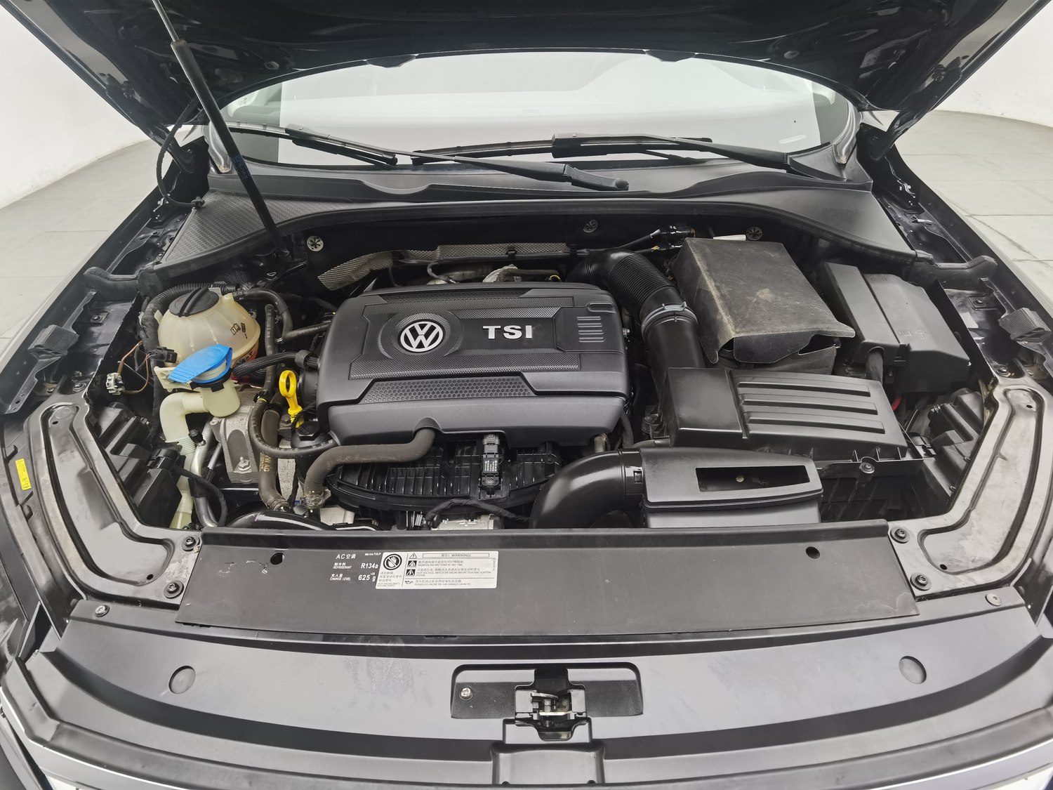 Used Volkswagen Passat 2016 1.8 AT
