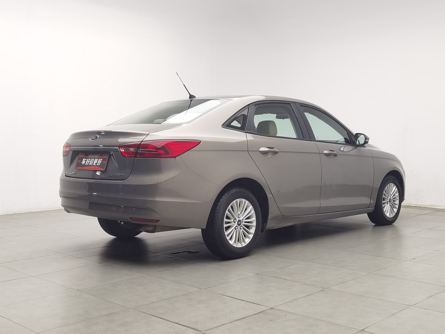 Used Ford Escort 2015 1.5 AT