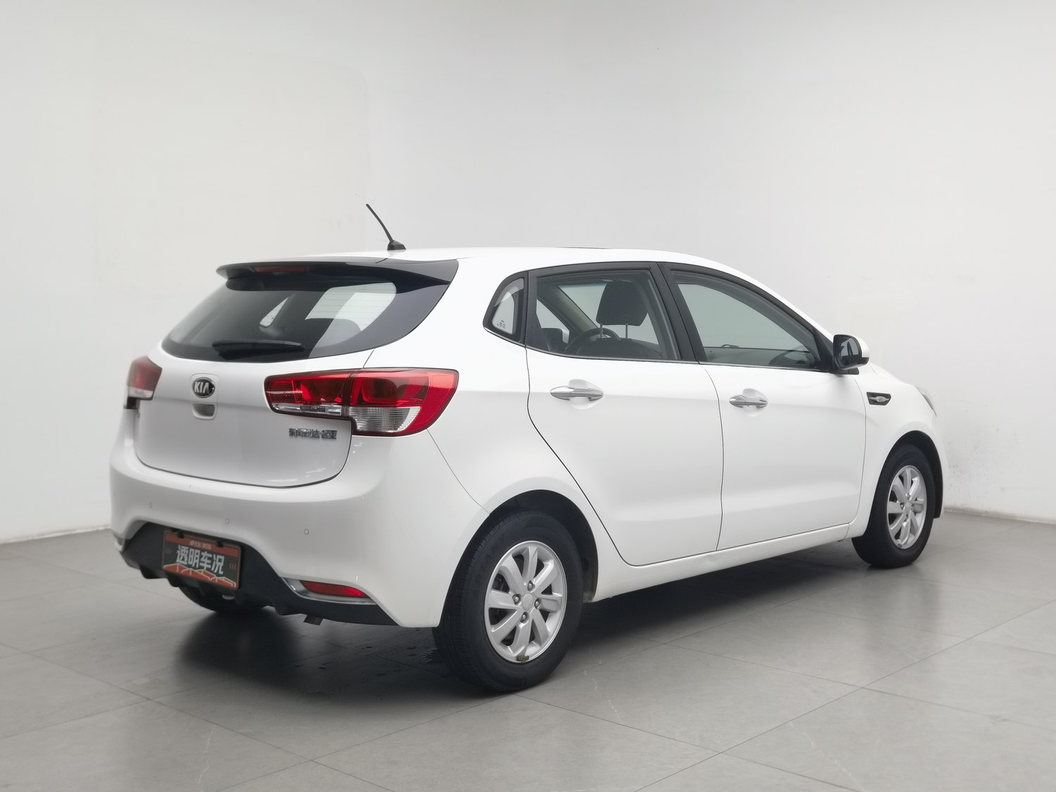 Used Kia K2 2015 1.4 AT