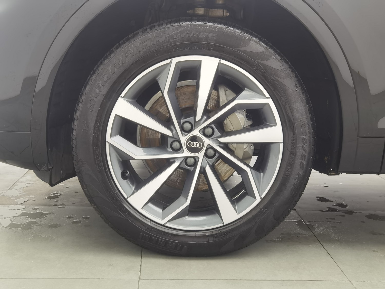 Used Audi Q5L 2023 2.0 AT