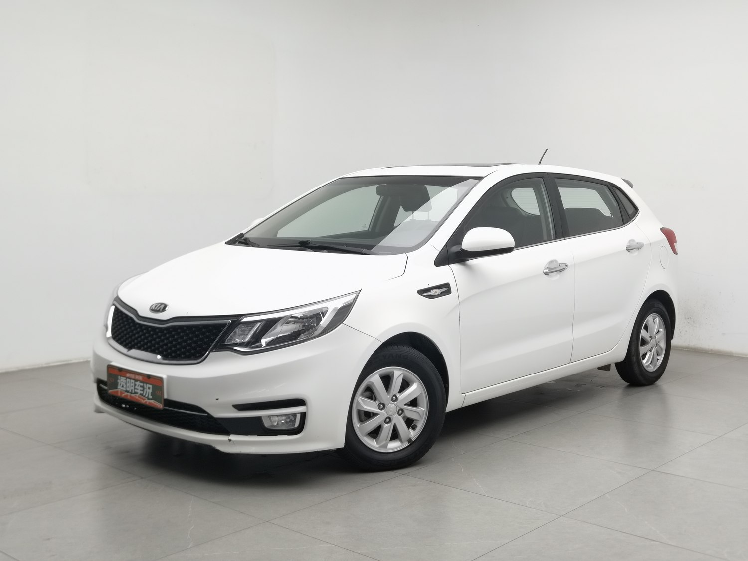 Used Kia K2 2015 1.4 AT
