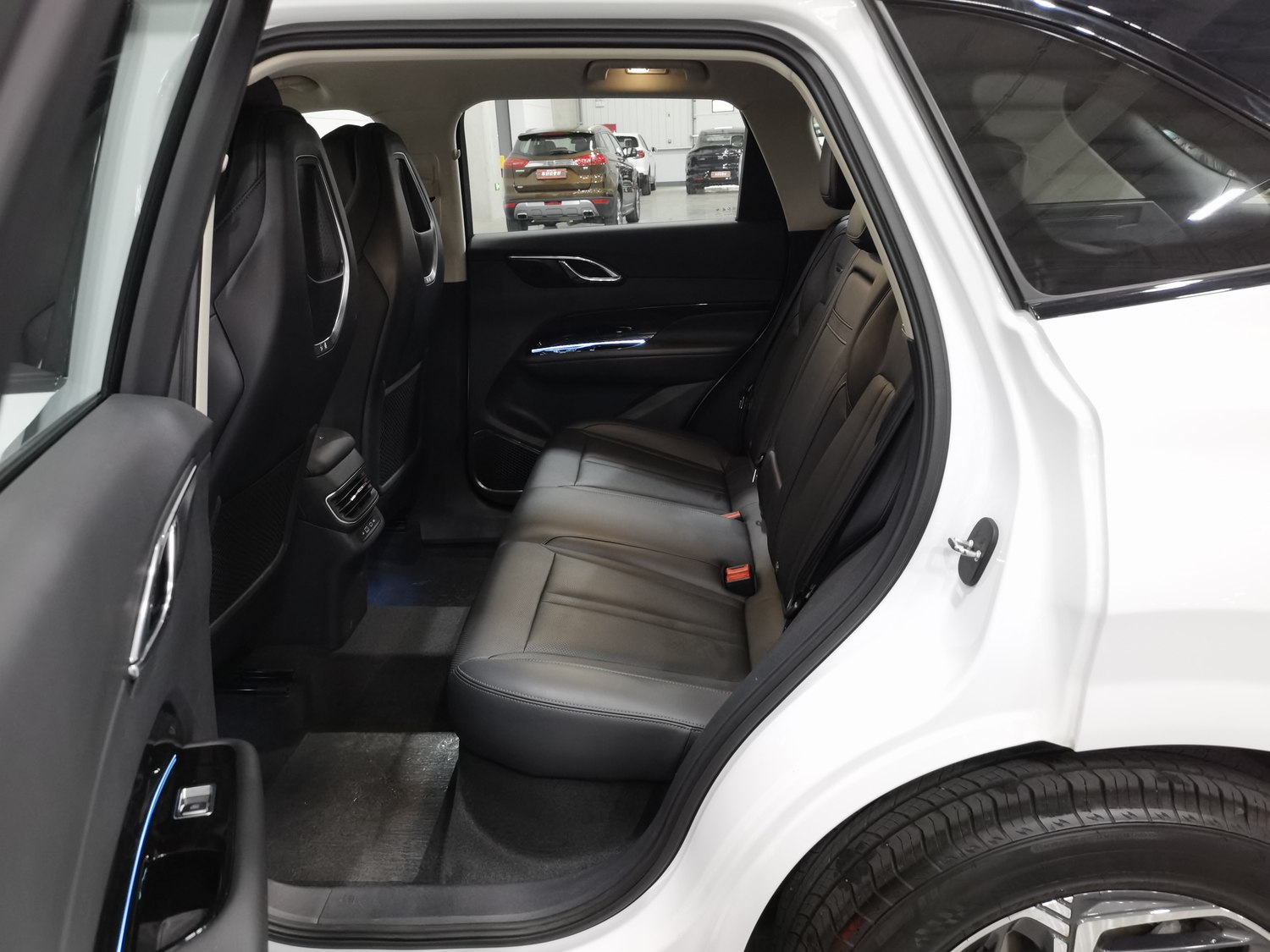 Used Hongqi HS3 2023 1.5 AT