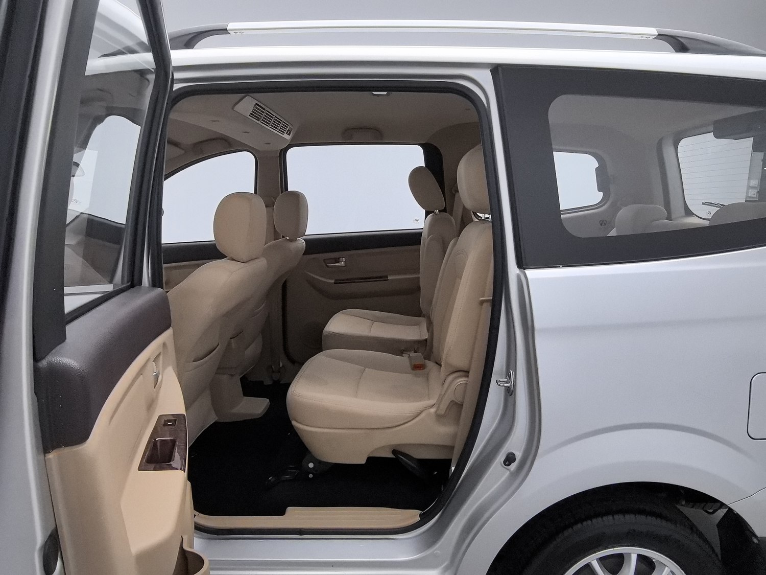 Used BAIC Weiwang M30 2015 1.5 MT