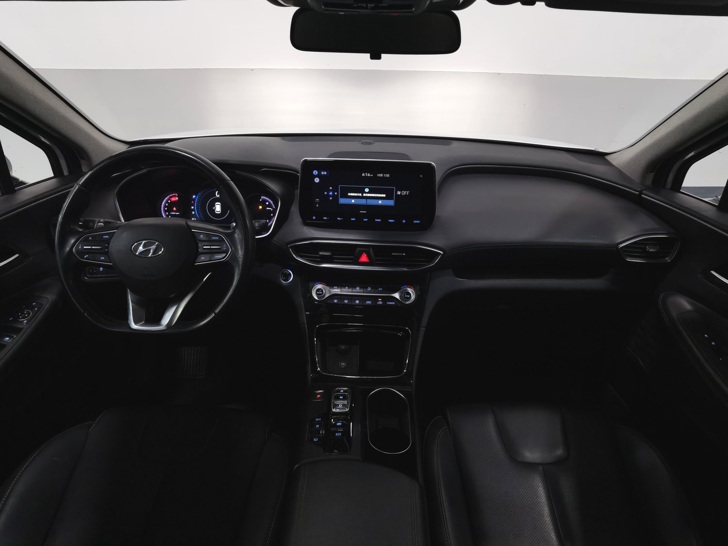 Used Hyundai Santa Fe 2019 2.0 AT